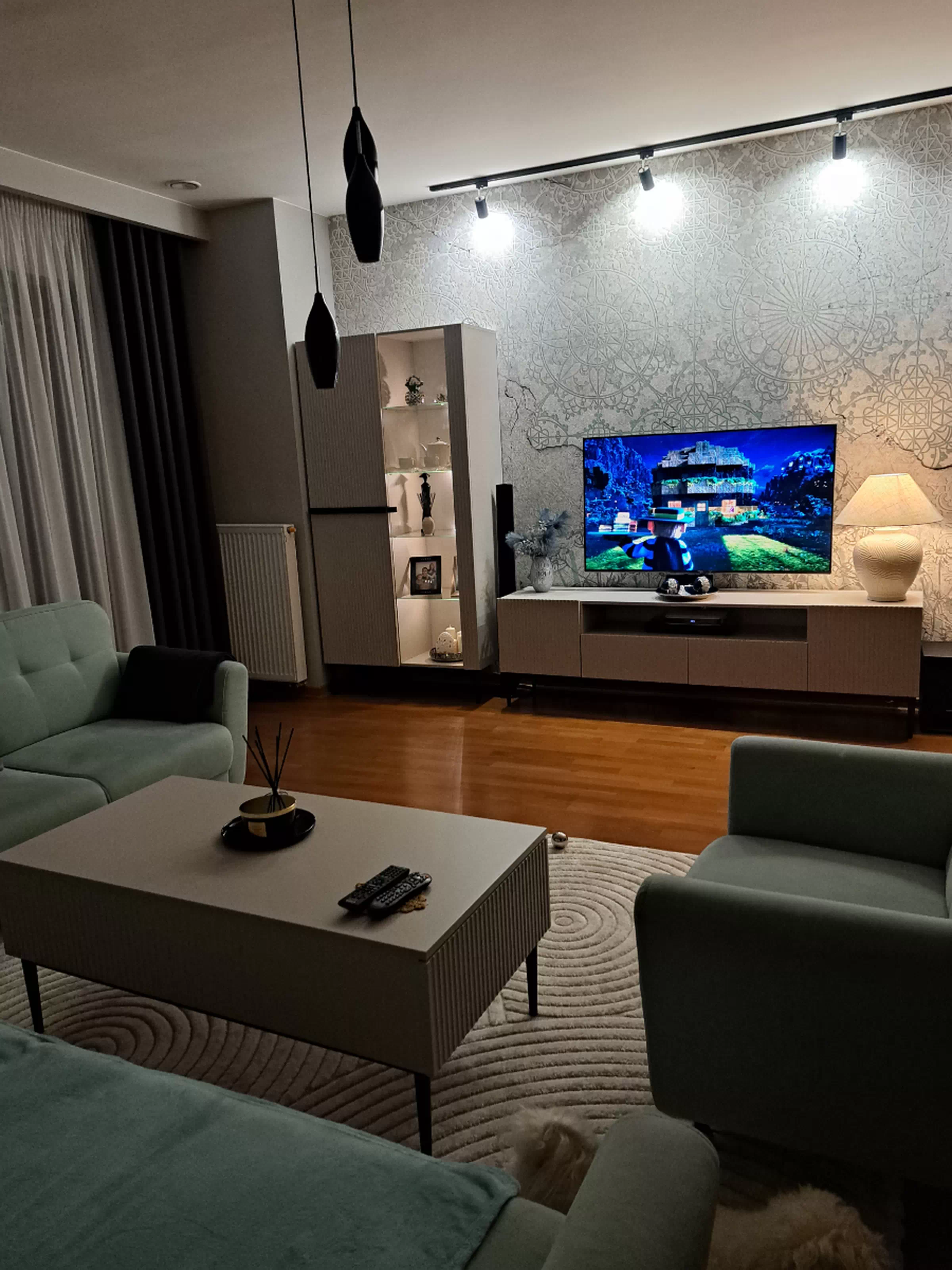 Client Image 840