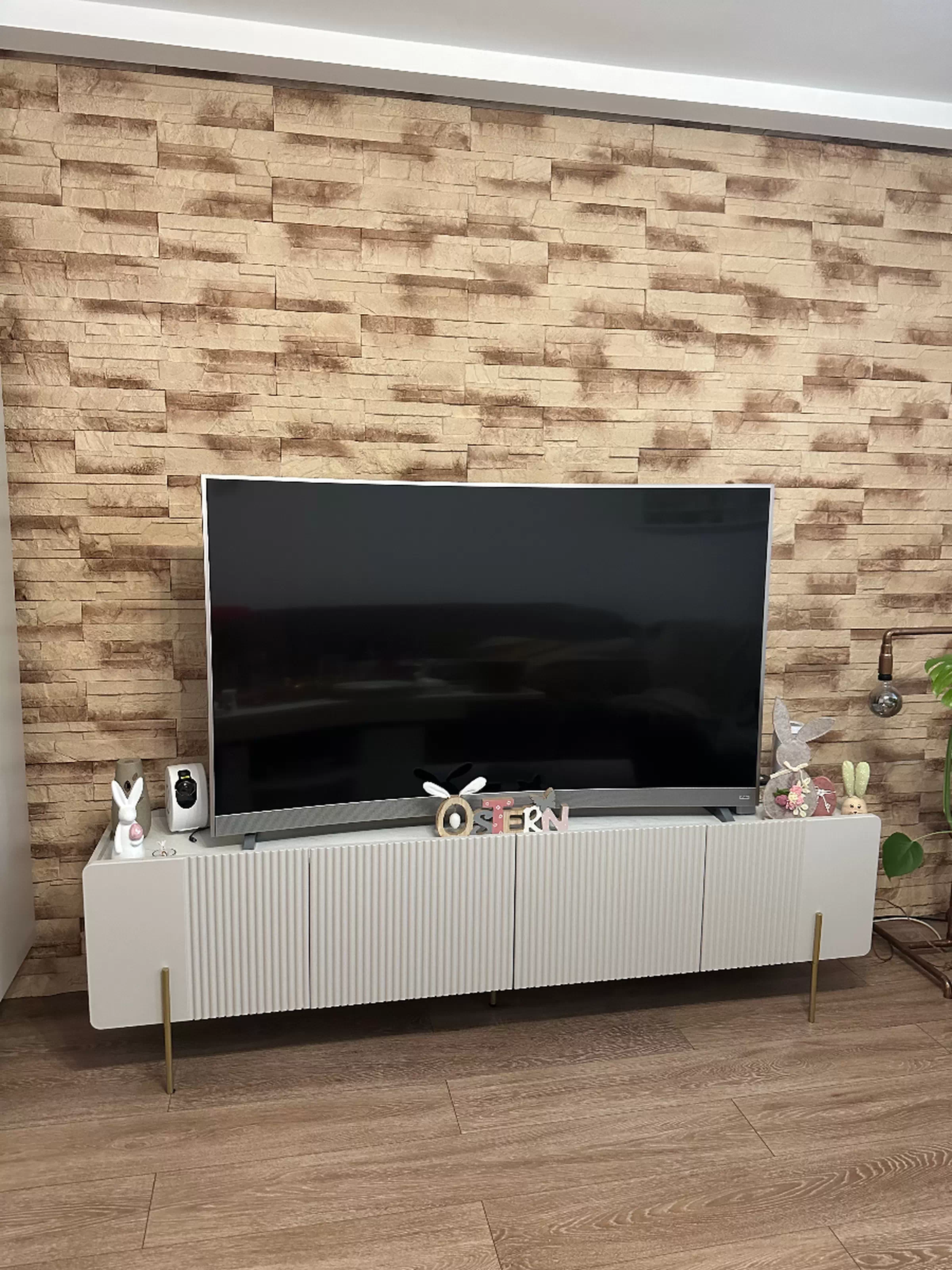 Client Image 833
