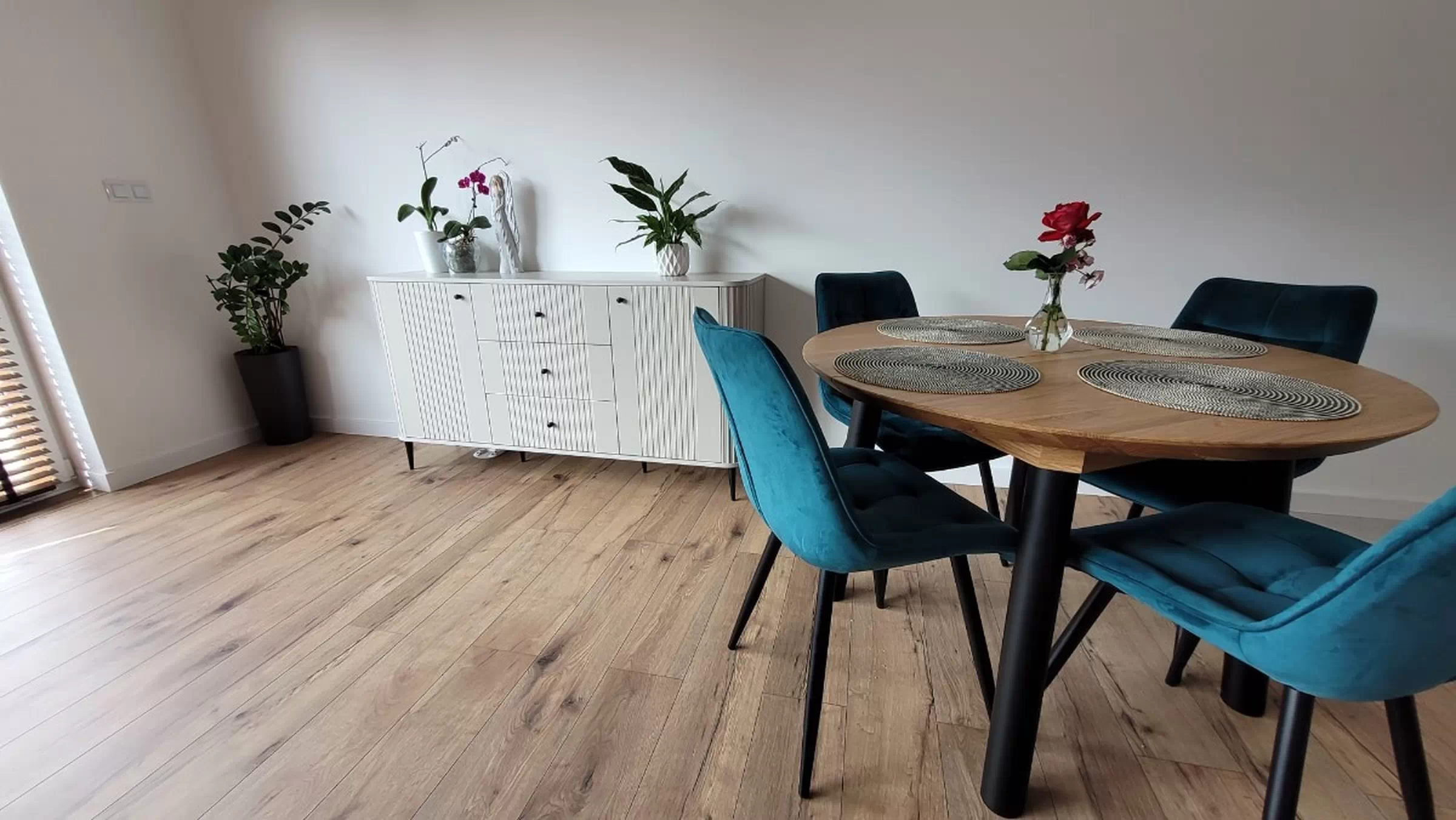 Client Image 820