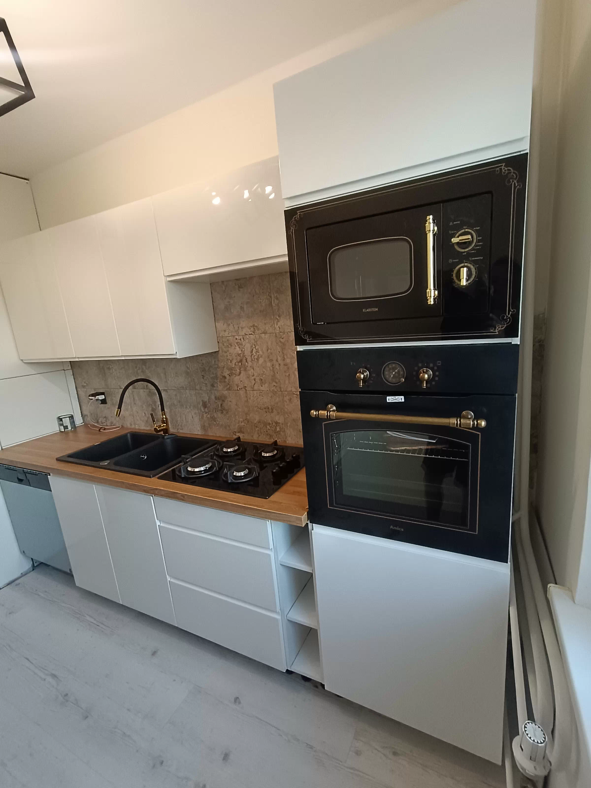 Client Image 1170